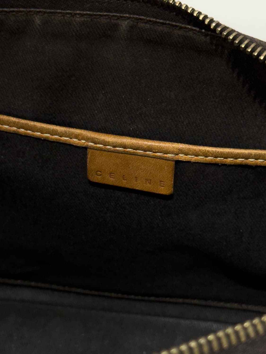 셀린느 트리오페 마카담 숄더백 상품이미지7