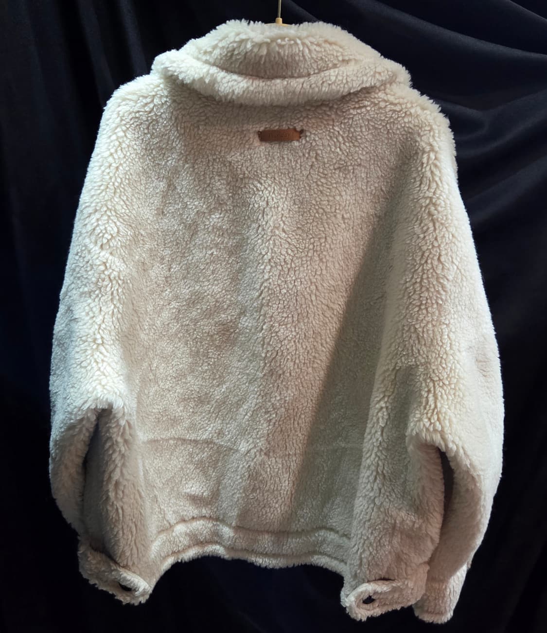 써스데이아일랜드 양모 블랜딩 무스탕 뽀글이 자켓 상품이미지5