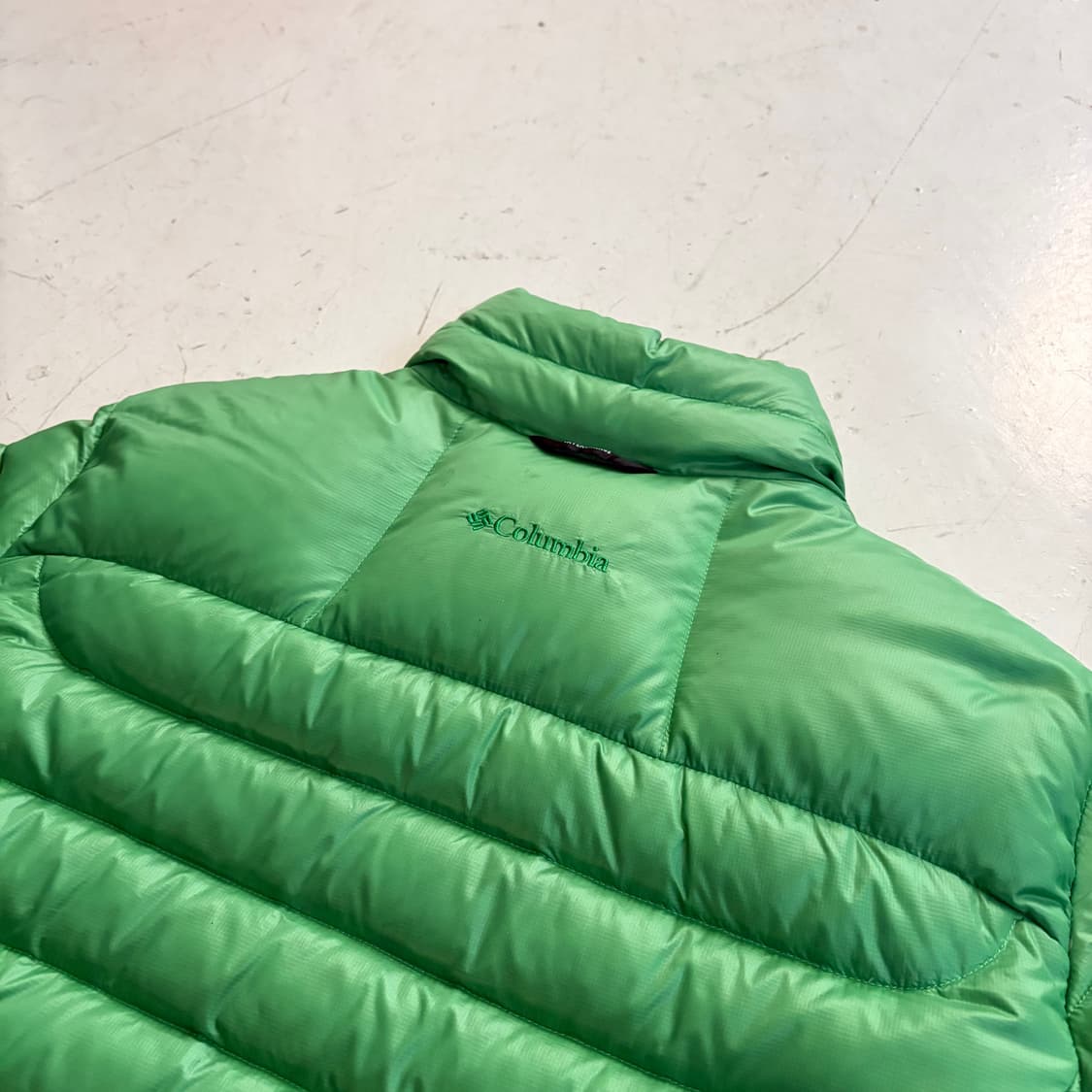 컬럼비아 빈티지 구스다운 경량패딩 L 상품이미지9