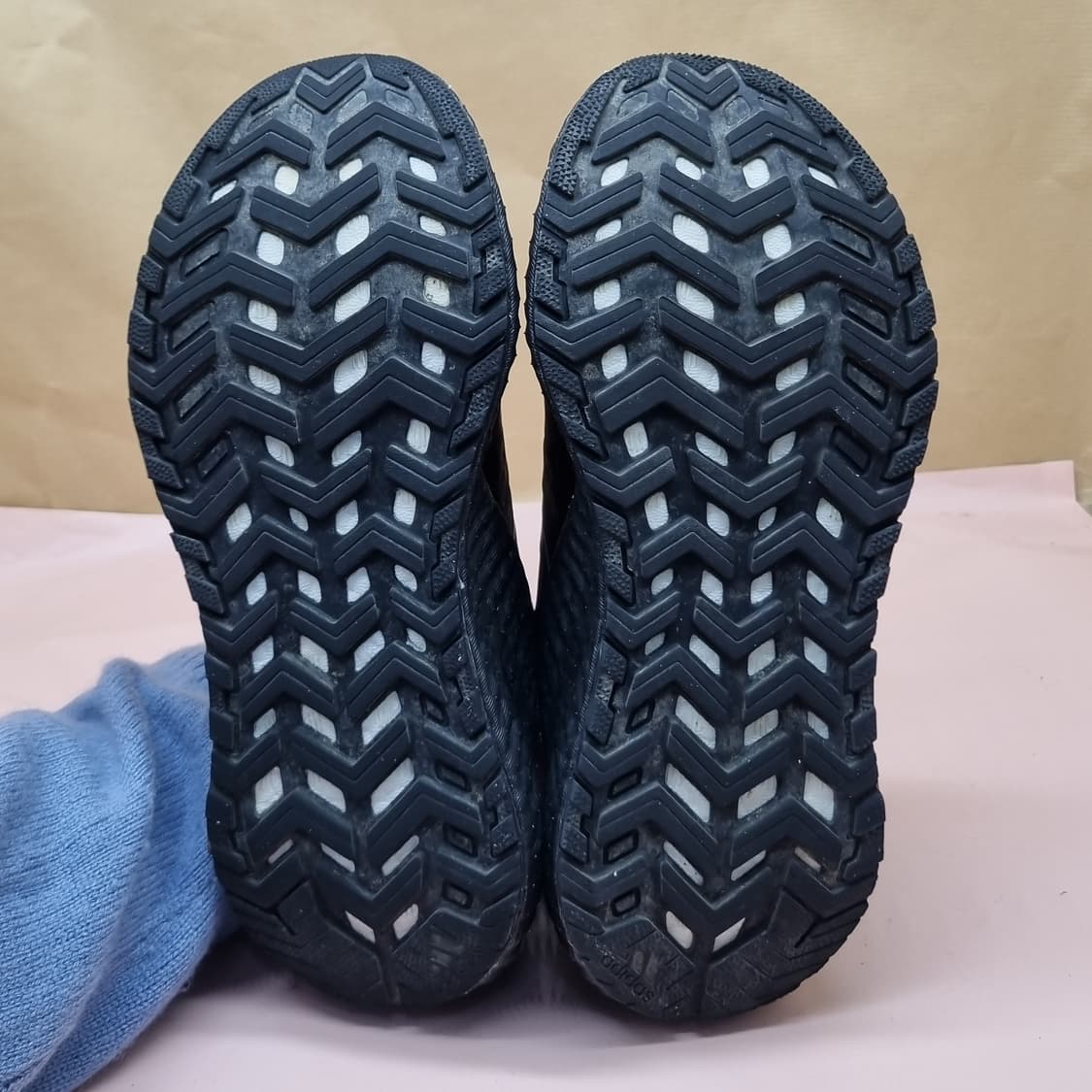 아디다스 클라이마웜 여성운동화235  상품이미지3