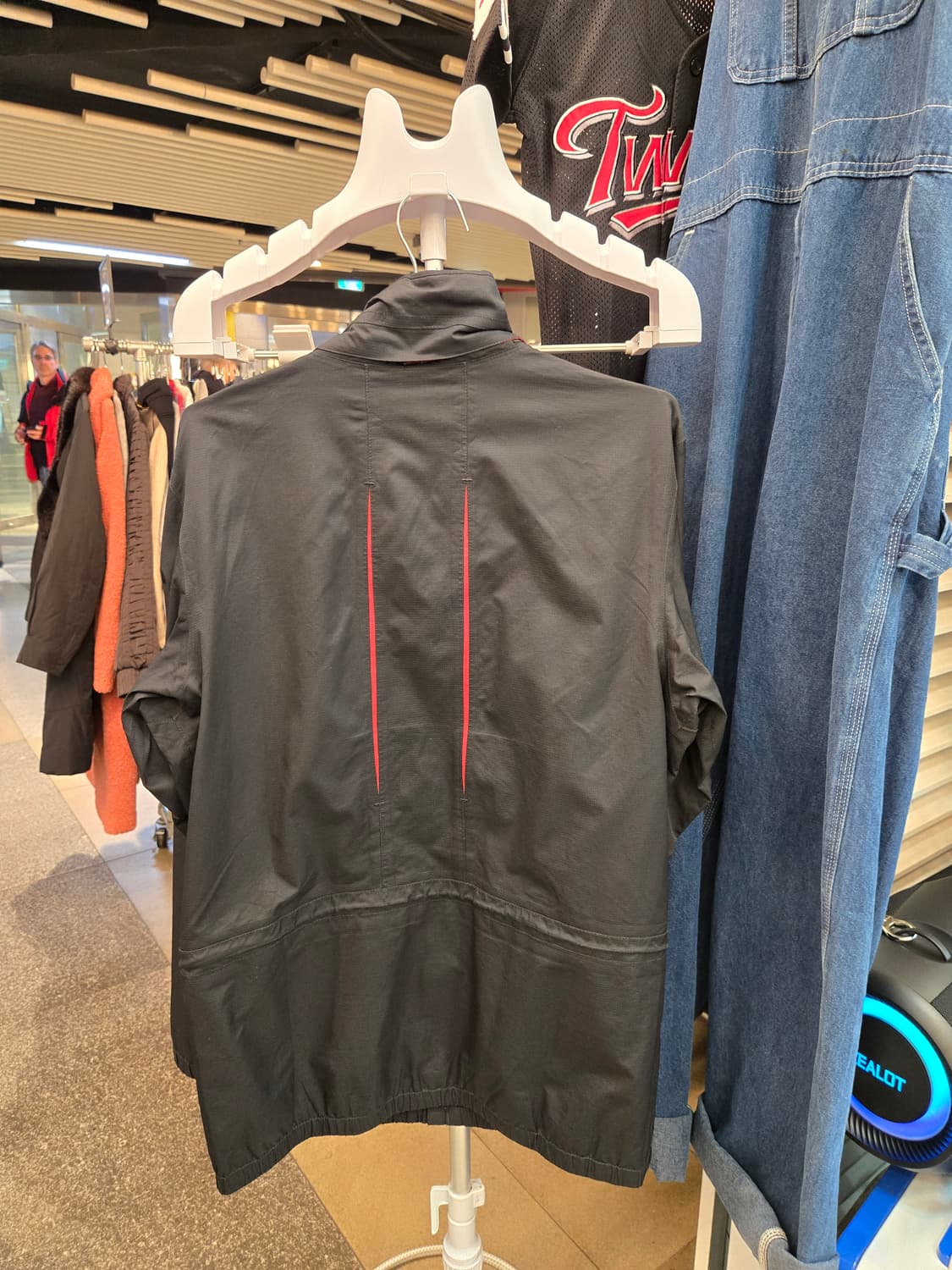 [쿨거환영]10-11 시즌 엄브로 잉글랜드 국가대표팀 트레이닝 재킷 상품이미지2