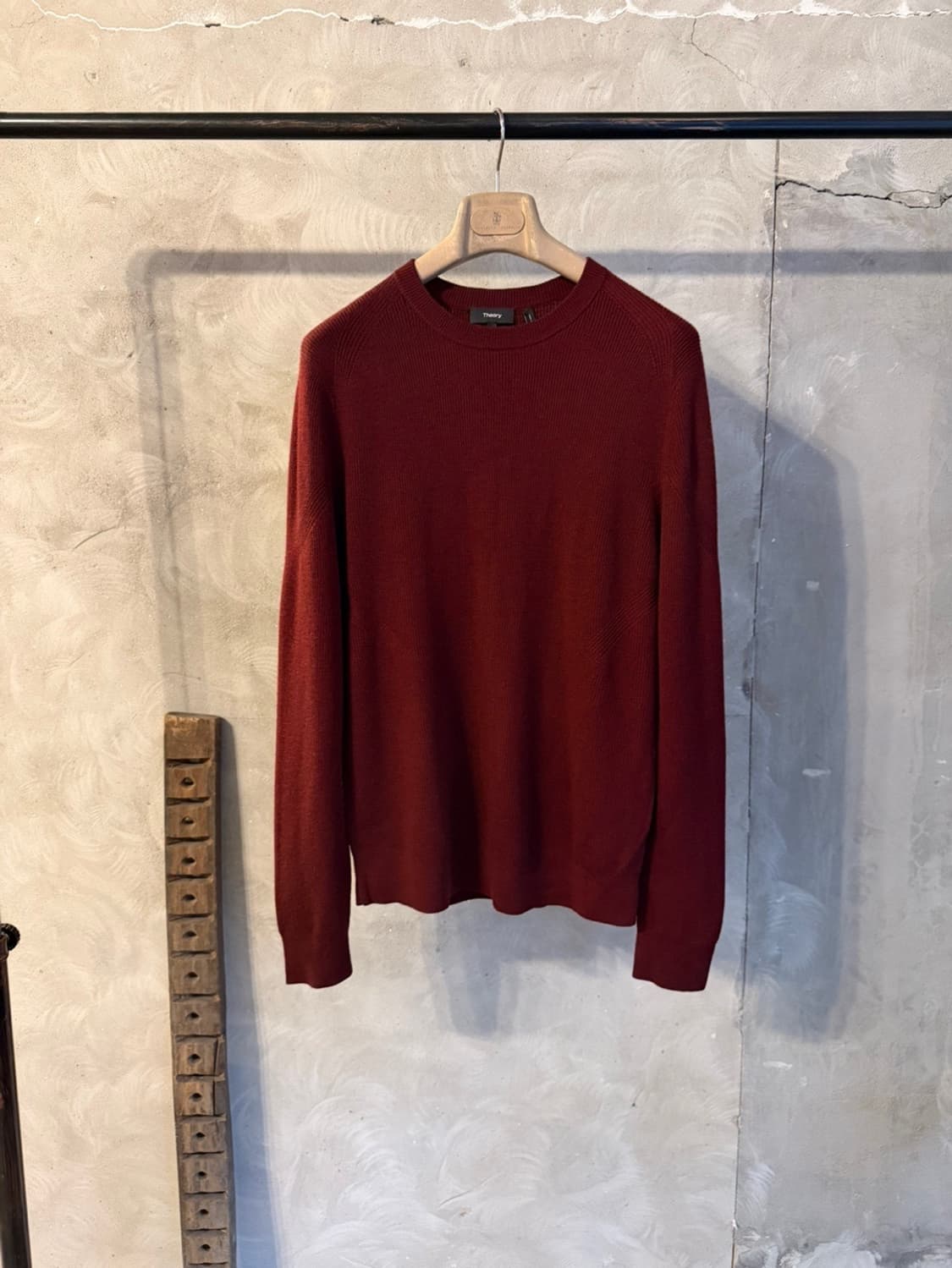 띠어리 크루넥 니트 100 상품이미지1