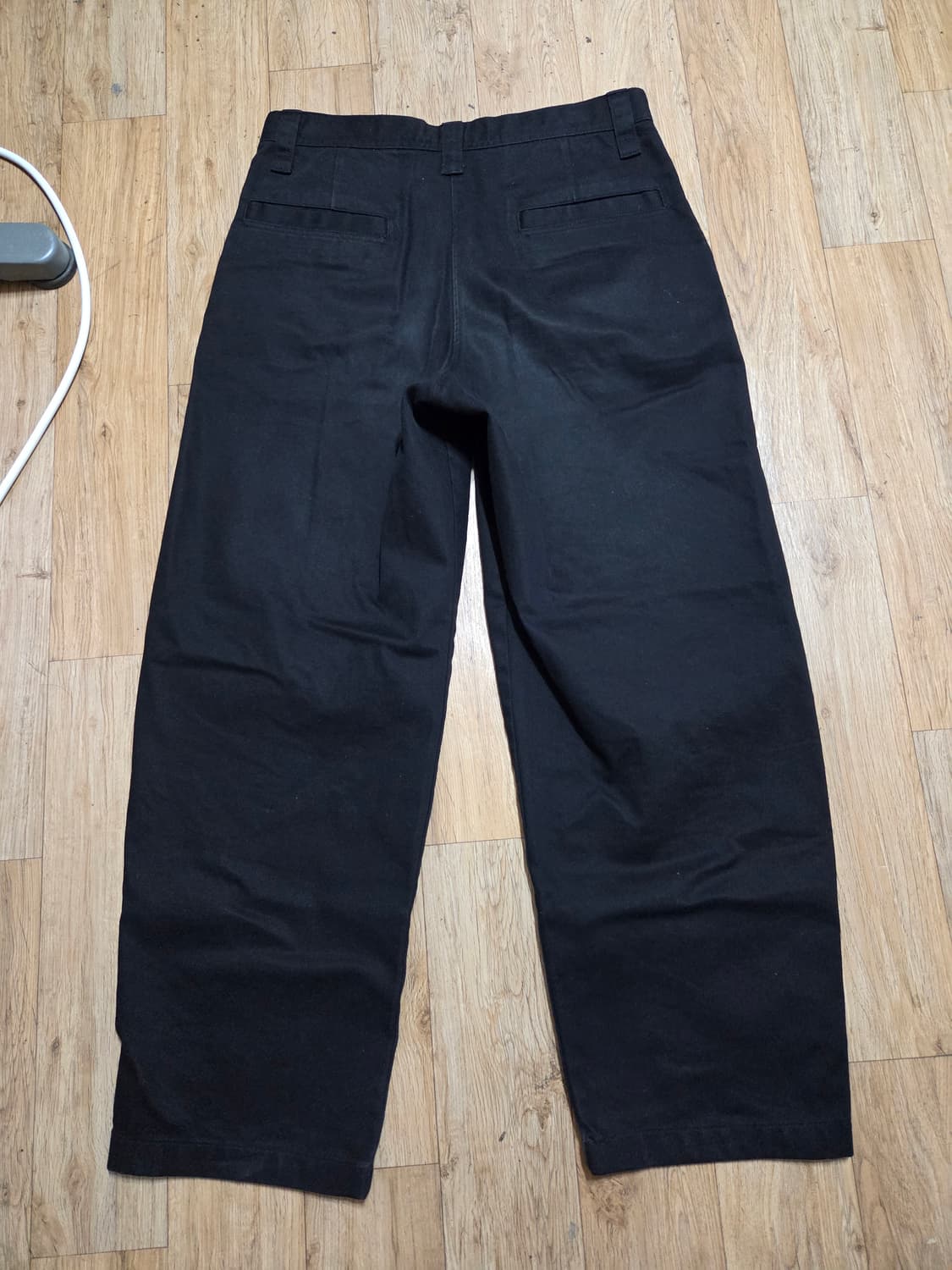 Uniqlo U 와이드핏치노팬츠 상품이미지2