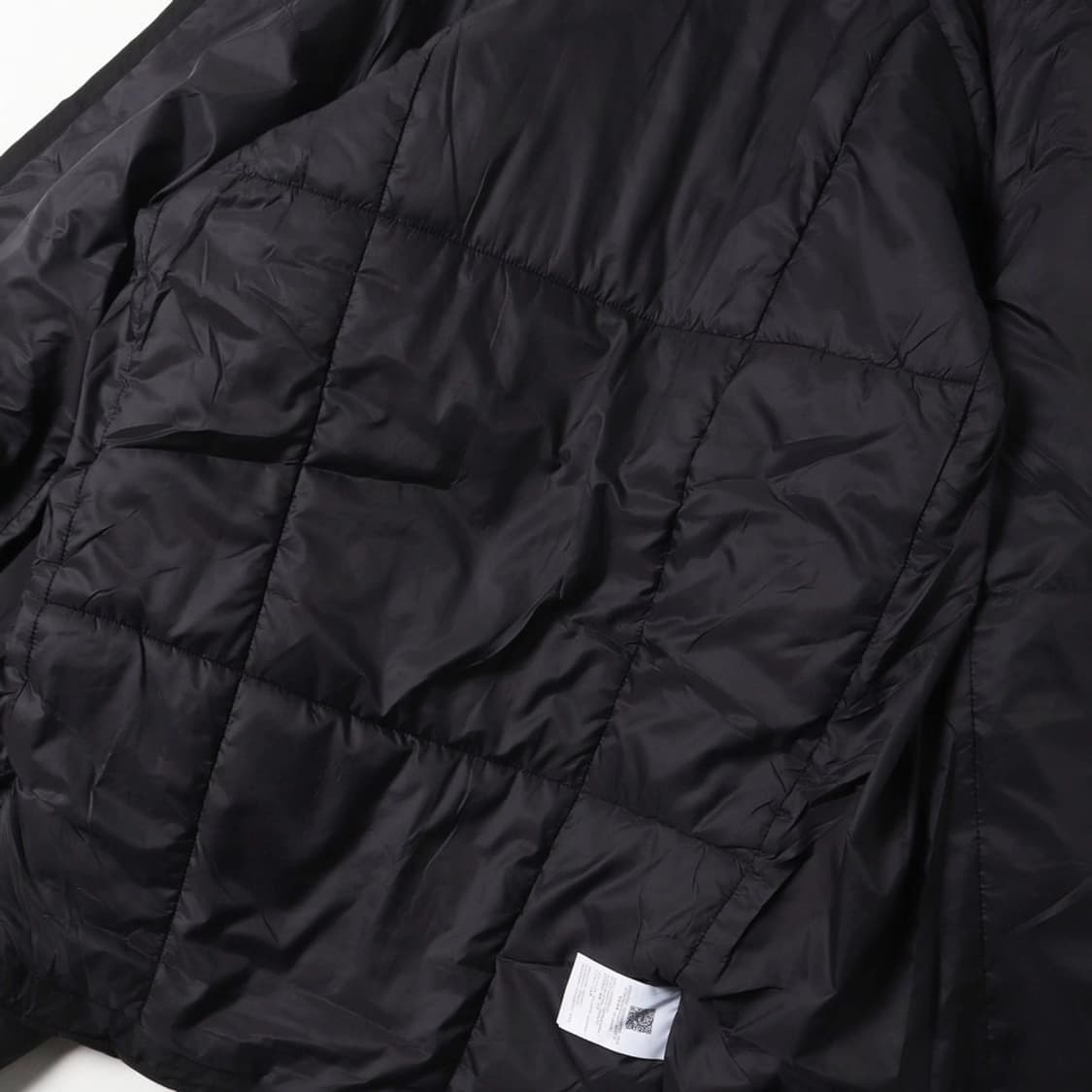 아크테릭스 패딩 상품이미지7