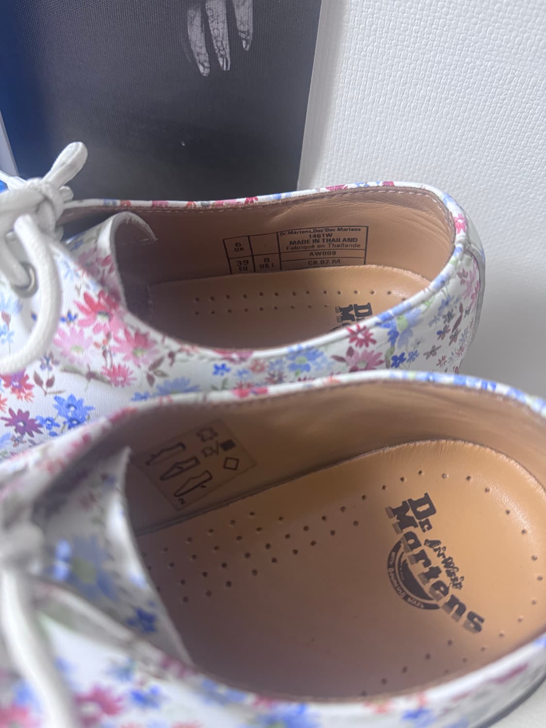 닥터마틴 1461 플라워 로퍼 245 상품이미지2