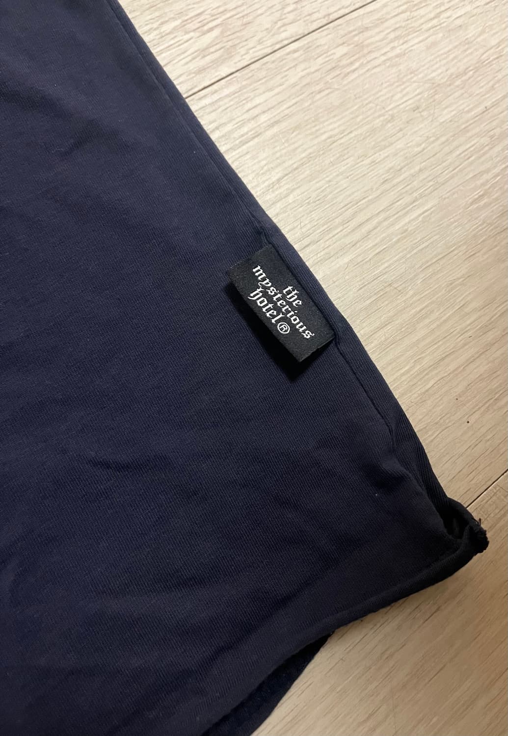 미스테리어스호텔 티셔츠 house box top 상품이미지5