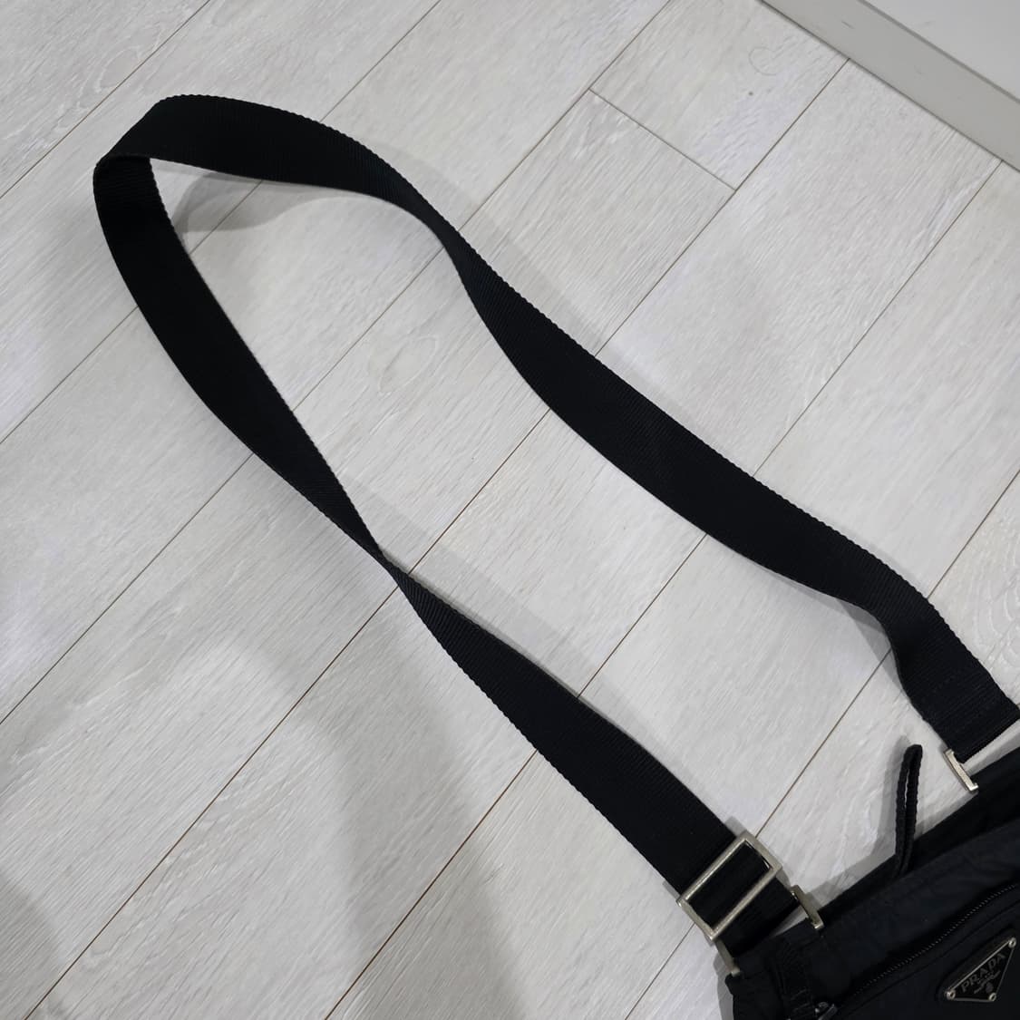 프라다 테수토 나일론 플랫 미니 크로스백 숄더백 상품이미지10