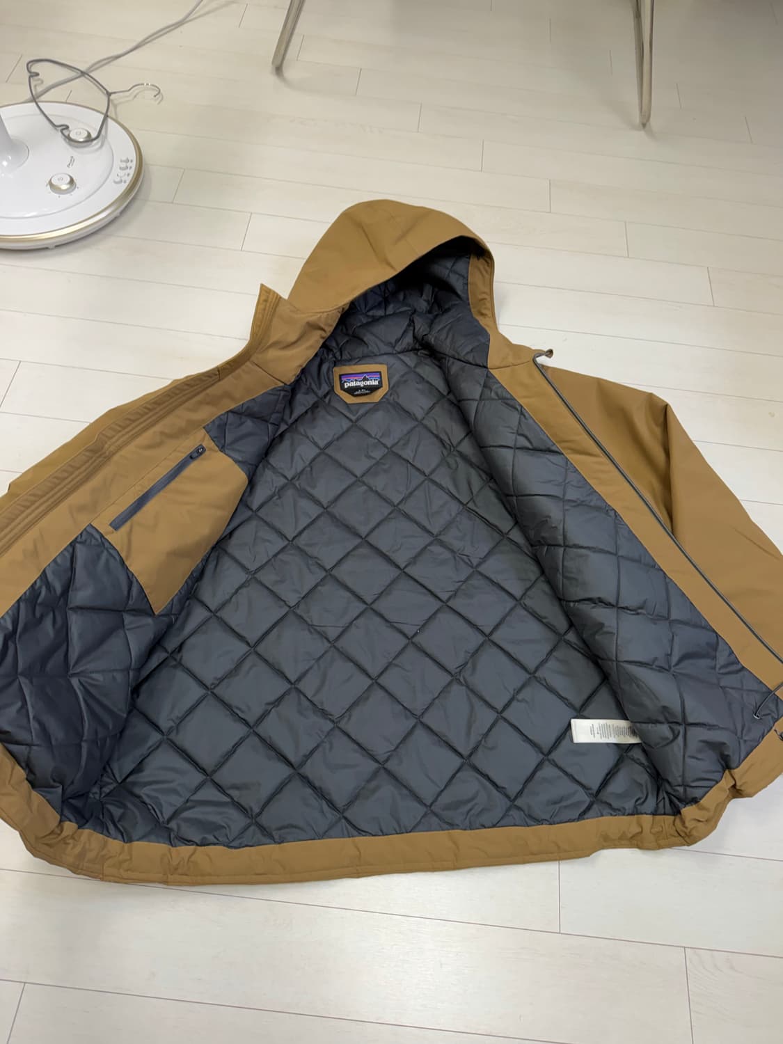 파타고니아 멘즈쉐도우 L 사이즈  상태 8.3/10  사진찍고 절대 안입 상품이미지7