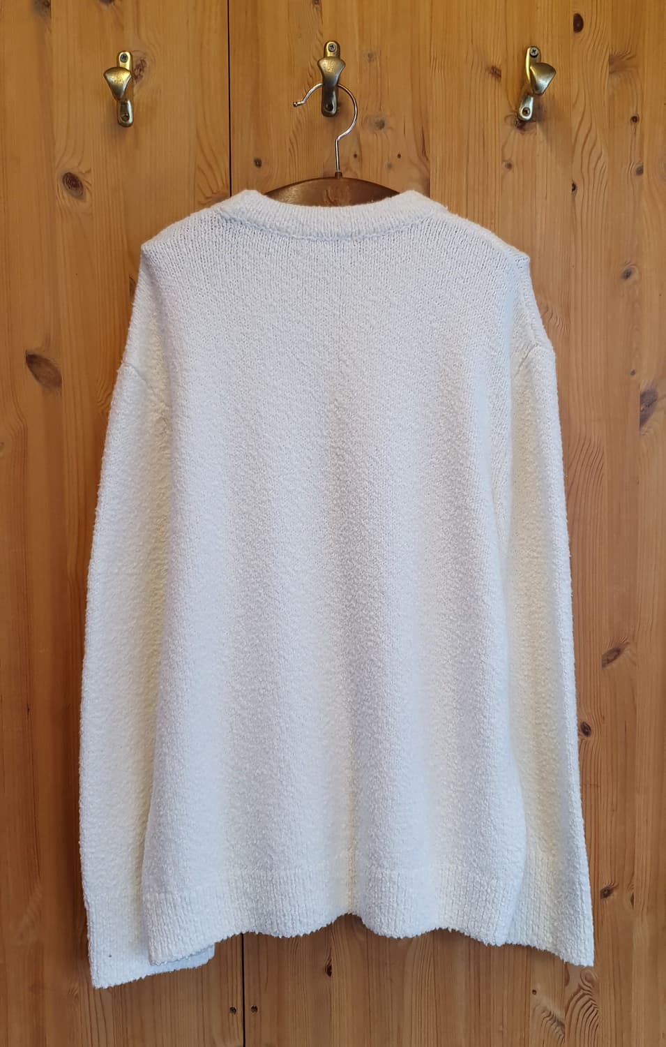 105/88.COS 부클 화이트 니트(공용) 상품이미지3