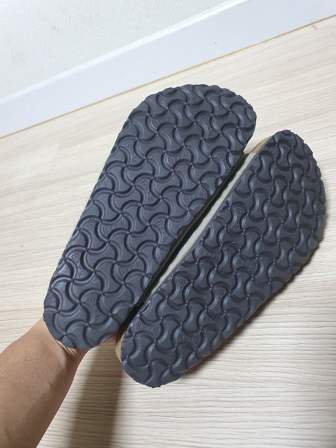 버켄스탁 취리히 슬리퍼 260 상품이미지7