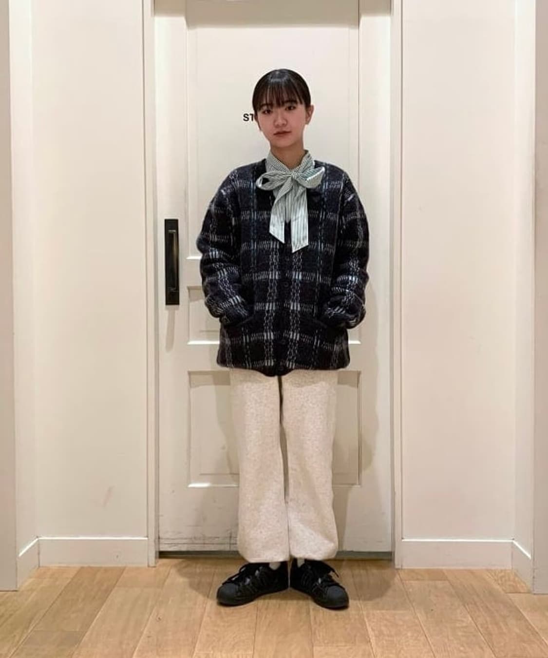 BEAMS PLUS Mohair Check Cardigan 상품이미지5