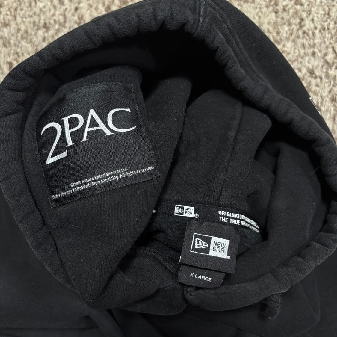 XL 뉴에라 투팍 2PAC 블랙 온리갓저지미 후드티 상품이미지4