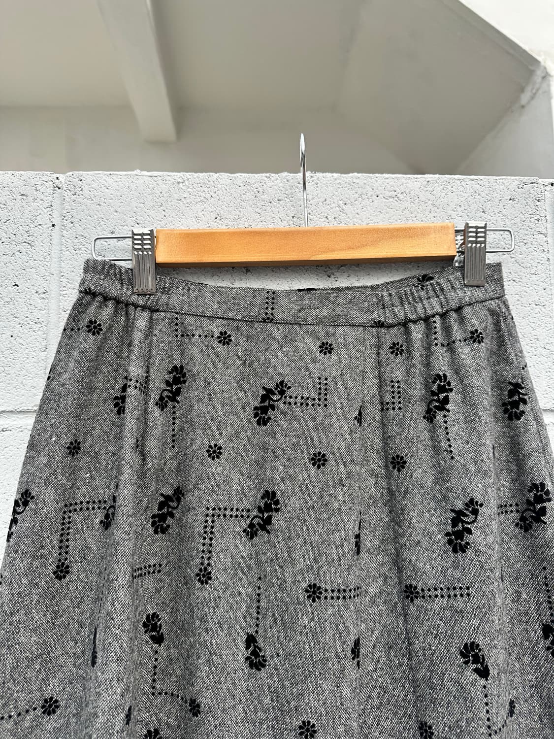 플라워 벨벳 자수 스커트 상품이미지3