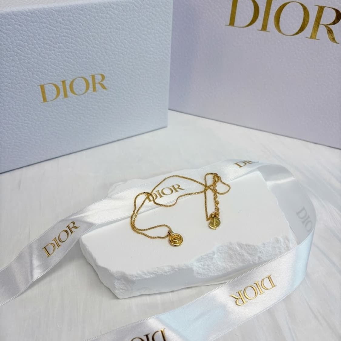 👑 [심플종결!!] 디올 빈티지 서클 메달리온 로고 목걸이 💖✨ 상품이미지2