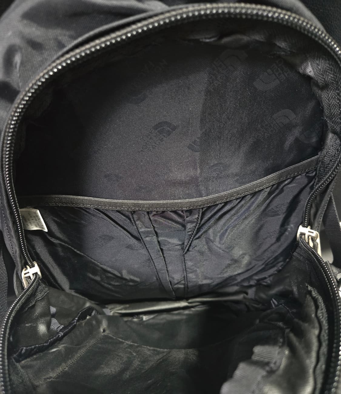 노스페이스 에센셜 스트링 테크웨어 백팩 20L 상품이미지8