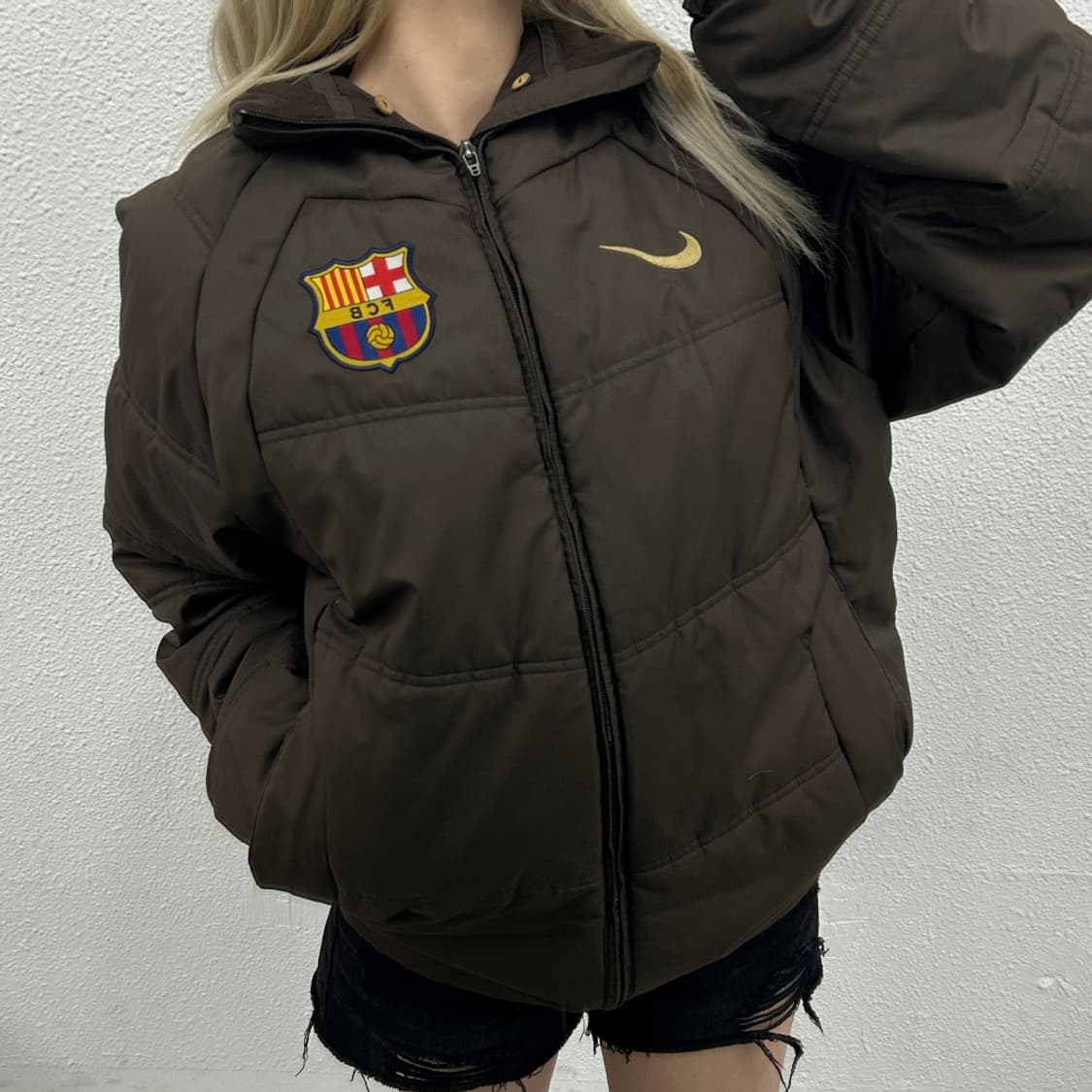 나이키 바르셀로나 로고 딥브라운 패딩 L 상품이미지1
