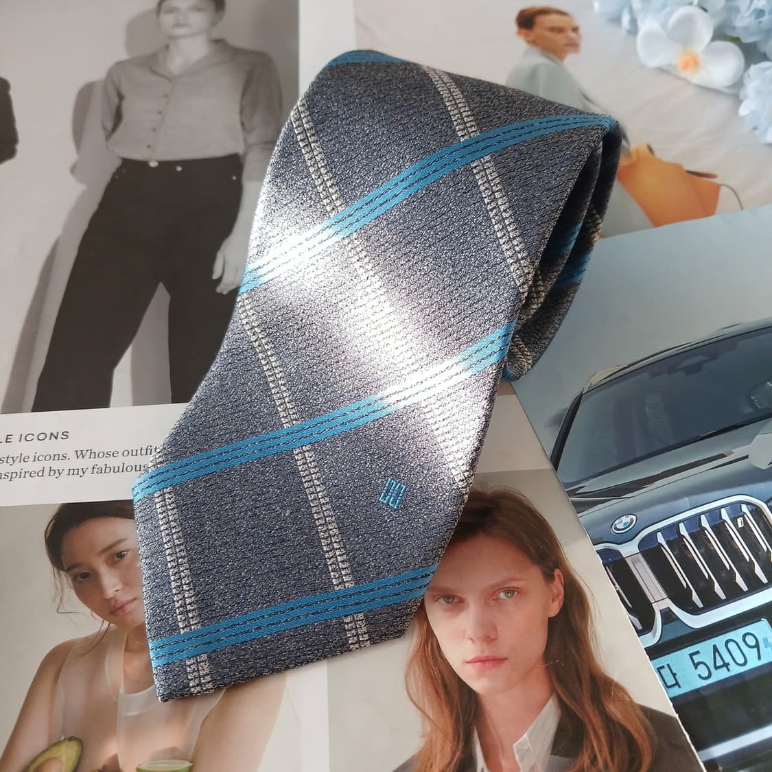 닥스 실크 그레이 스트라이프 넥타이 8.4cm A+등급 A19371
 상품이미지2