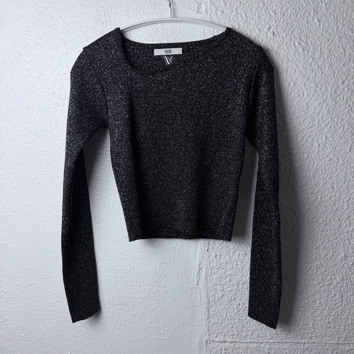유즈 WAVE LINE GLITTER METAL KNIT TOP 상품이미지4