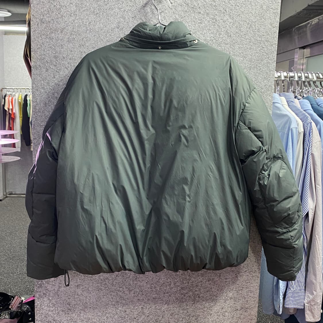 비바스튜디오 투웨이 카키 패딩 B3290 상품이미지4