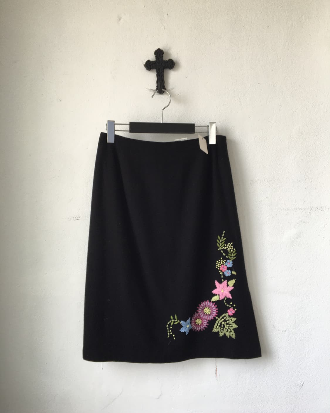 Flower needle work point woolen skirt 상품이미지1