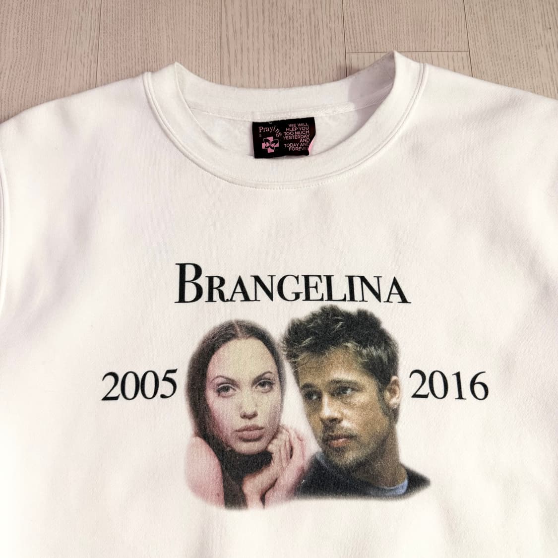 프레잉 브란젤리나 노스텔지아 스웻셔츠 상품이미지2