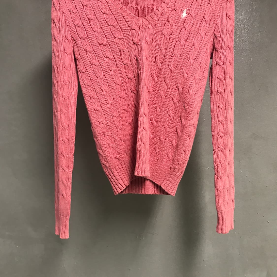 폴로 랄프로렌 케이블 브이넥 니트 핑크 S(W) 상품이미지3