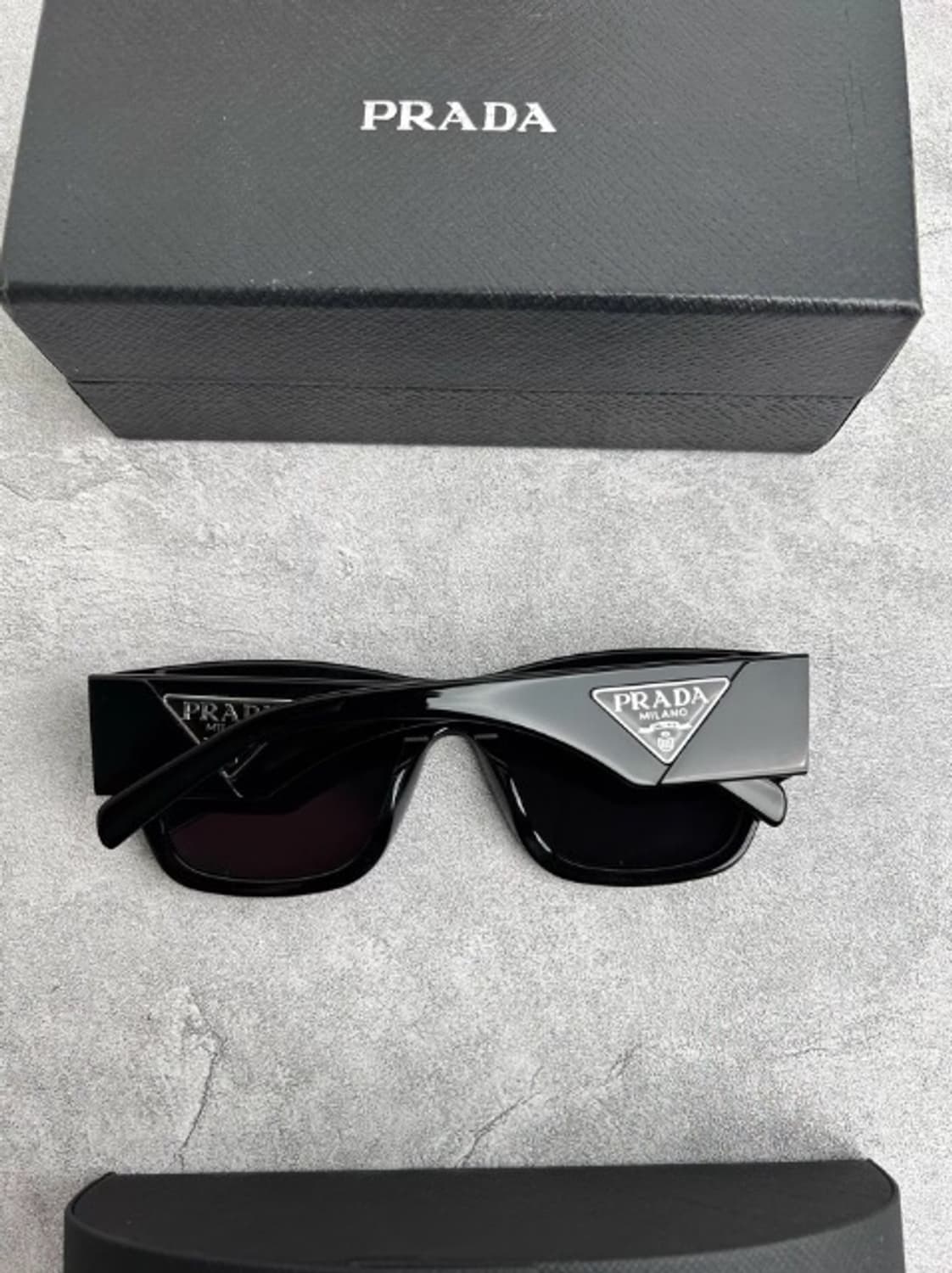 프라다 선글라스 상품이미지1