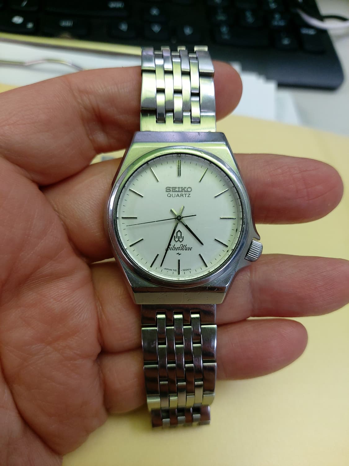 깔끔한 디자인의 세이코 실버웨이브 쿼츠 시계 상품이미지1