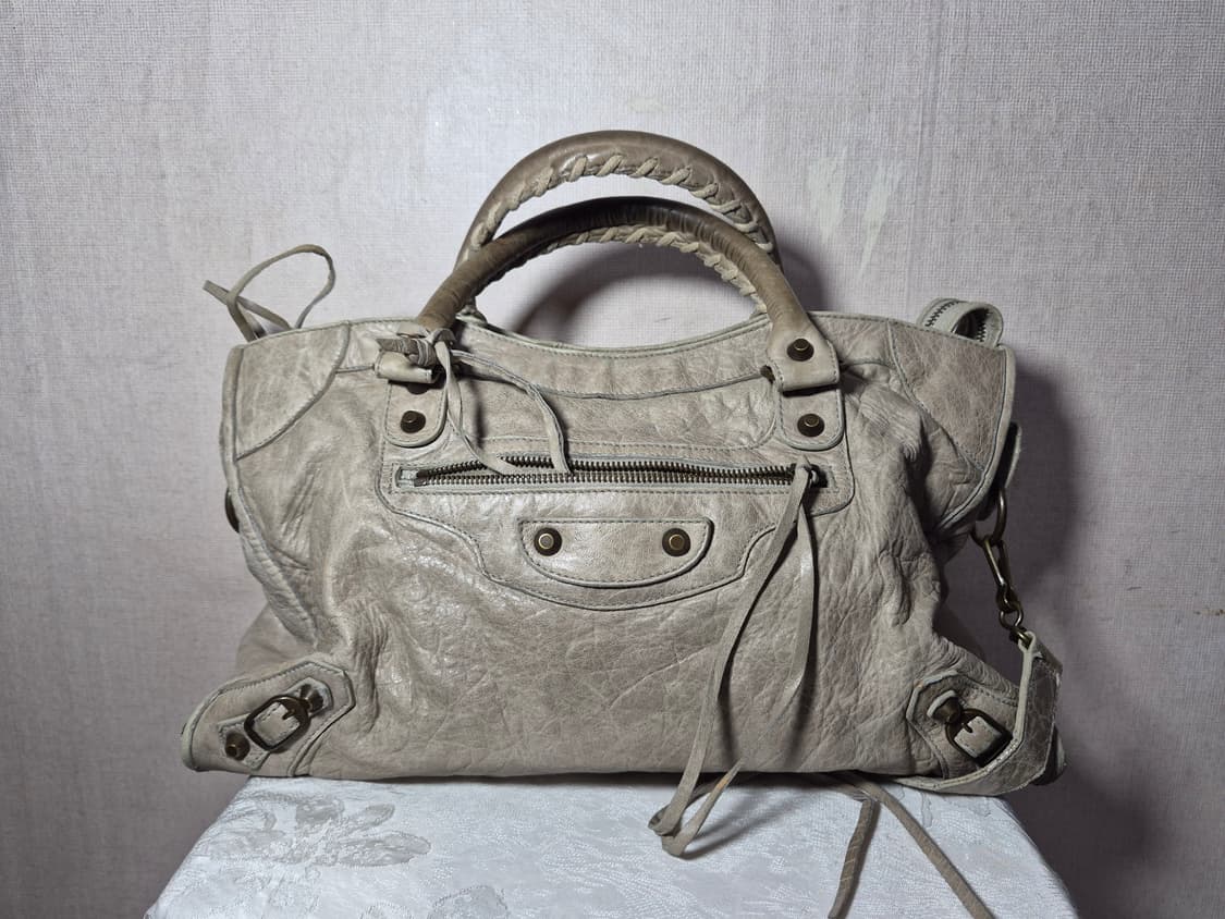 발렌시아가 모터백  상품이미지1