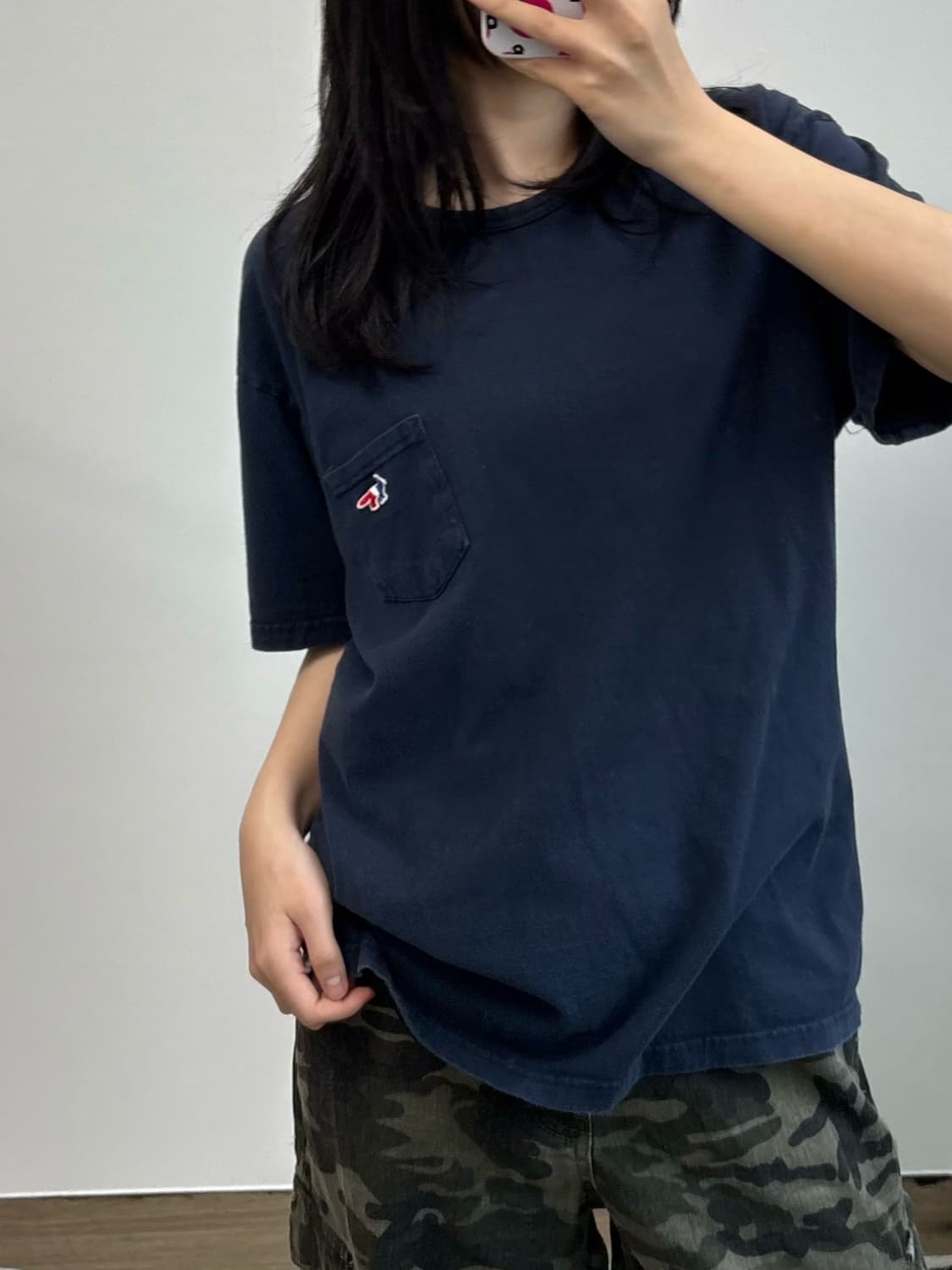 메종키츠네 포켓 네이비 반팔 티셔츠 상품이미지1