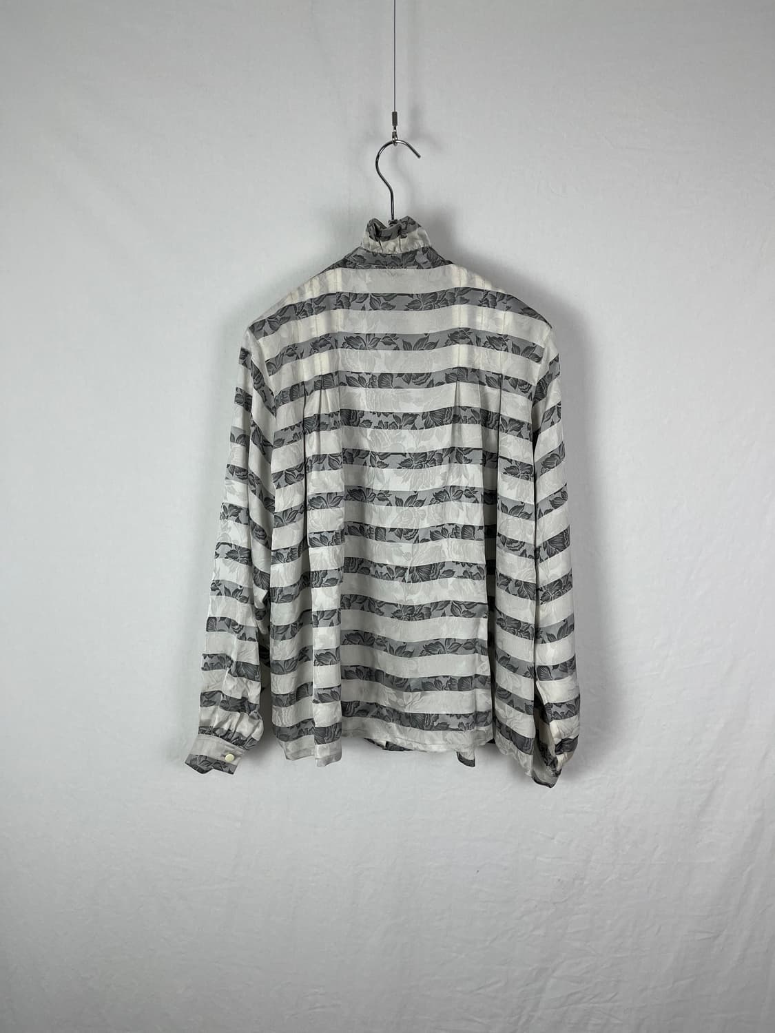 90s Christian Dior 플라워패턴 플리츠 카라 실크 셔츠 상품이미지6