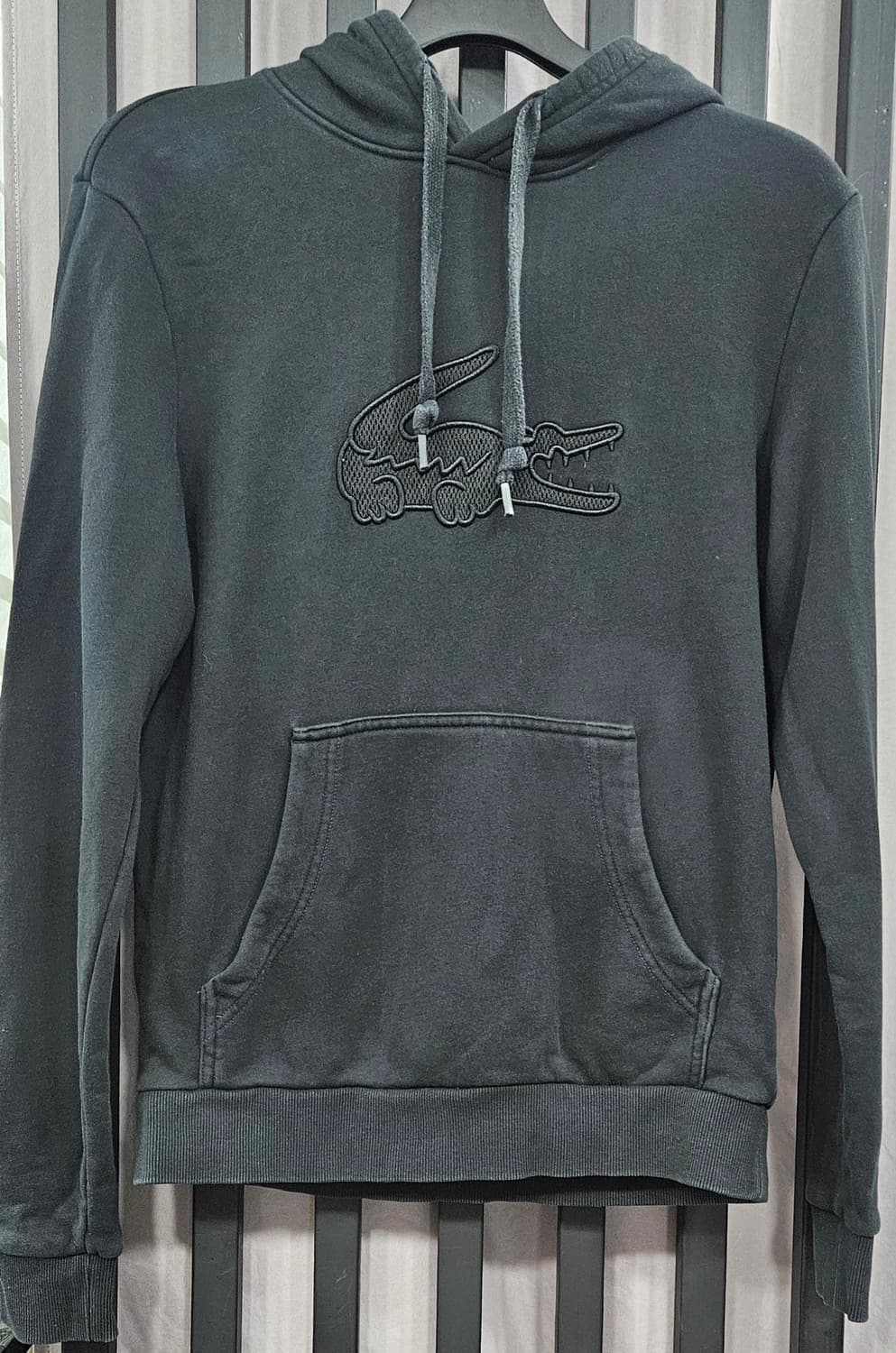 라코스테 엠보 빅크록 블랙 후드티 95 상품이미지1