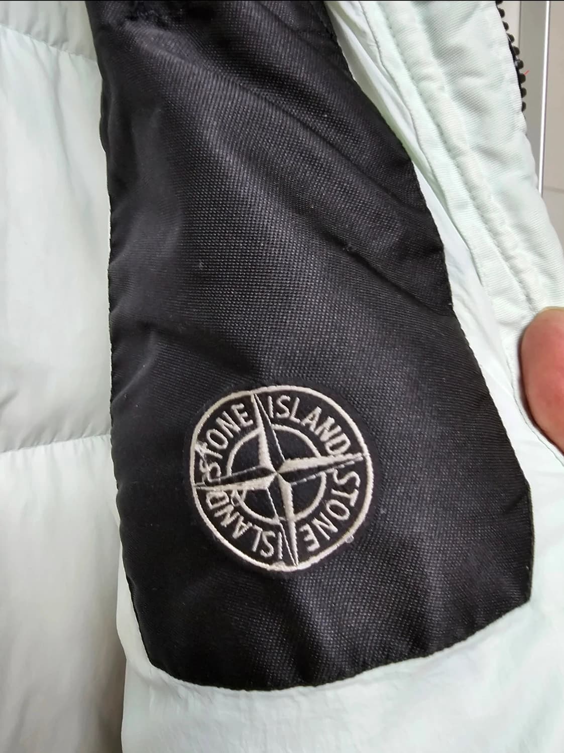 스톤아일랜드 크링클랩스 ny 다운 아이스블루(M/정품) 상품이미지6