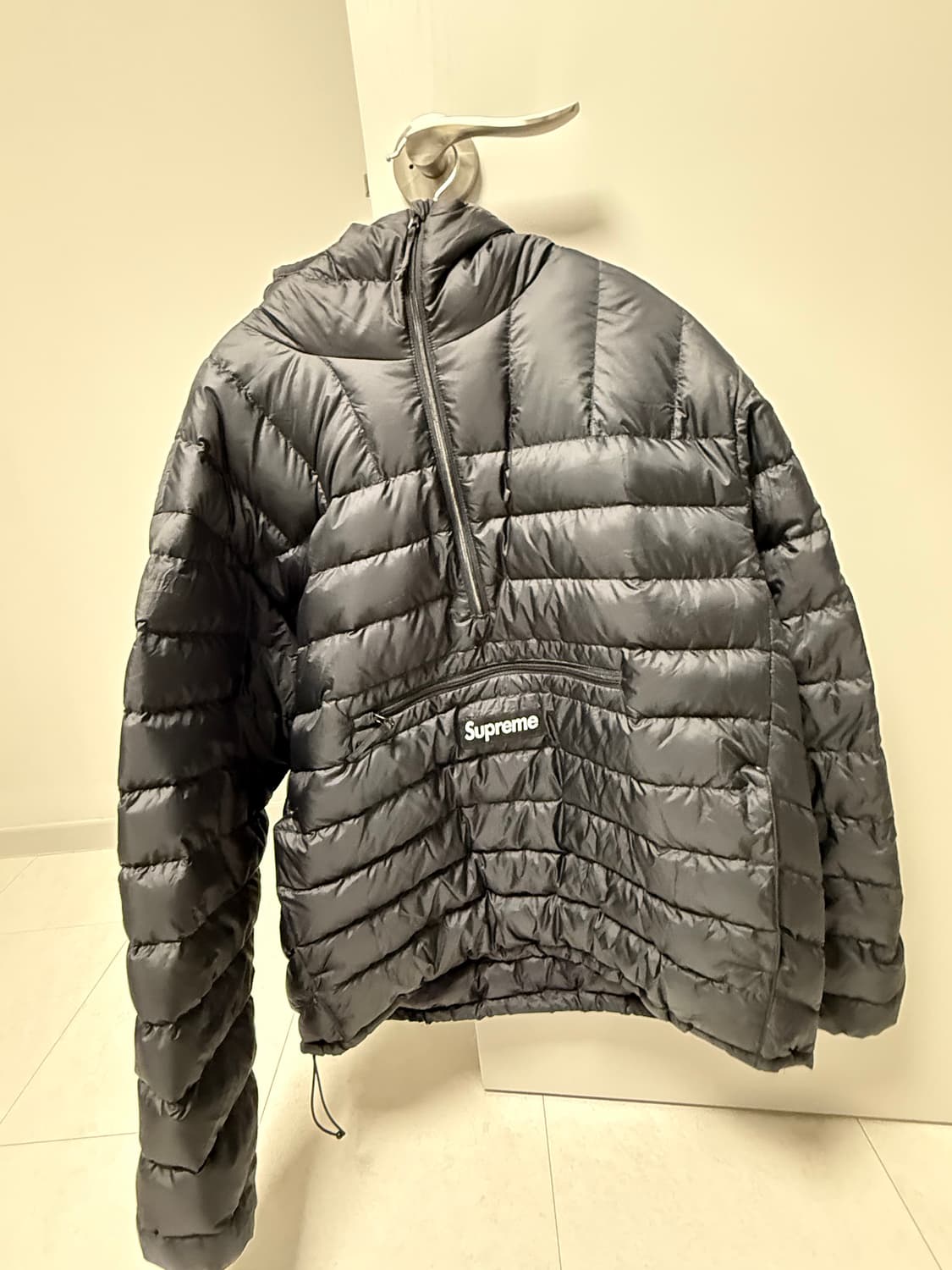 슈프림 마이크로다운 m사이즈 팝니다 상품이미지1