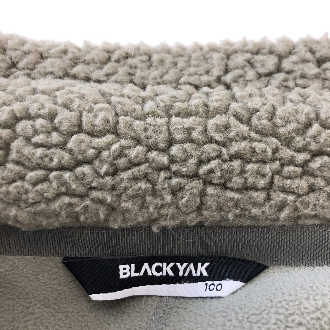 블랙야크 양털 플리스점퍼 100 사이즈  상품이미지5
