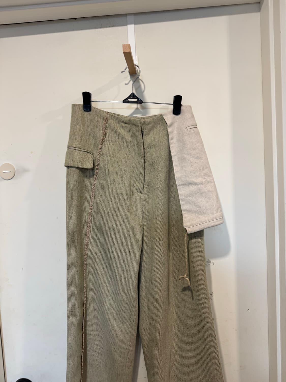 andersonbell 앤더슨벨 플랩팬츠 상품이미지4