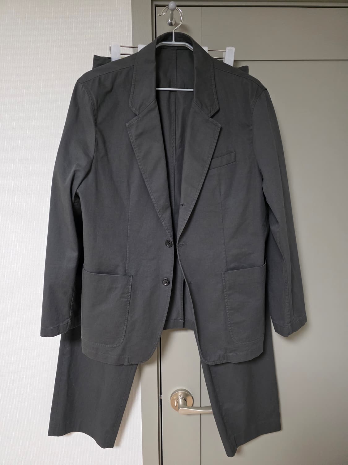 SEW 코튼 스포츠 셋업 차콜 3사이즈 (자켓+팬츠) 상품이미지1