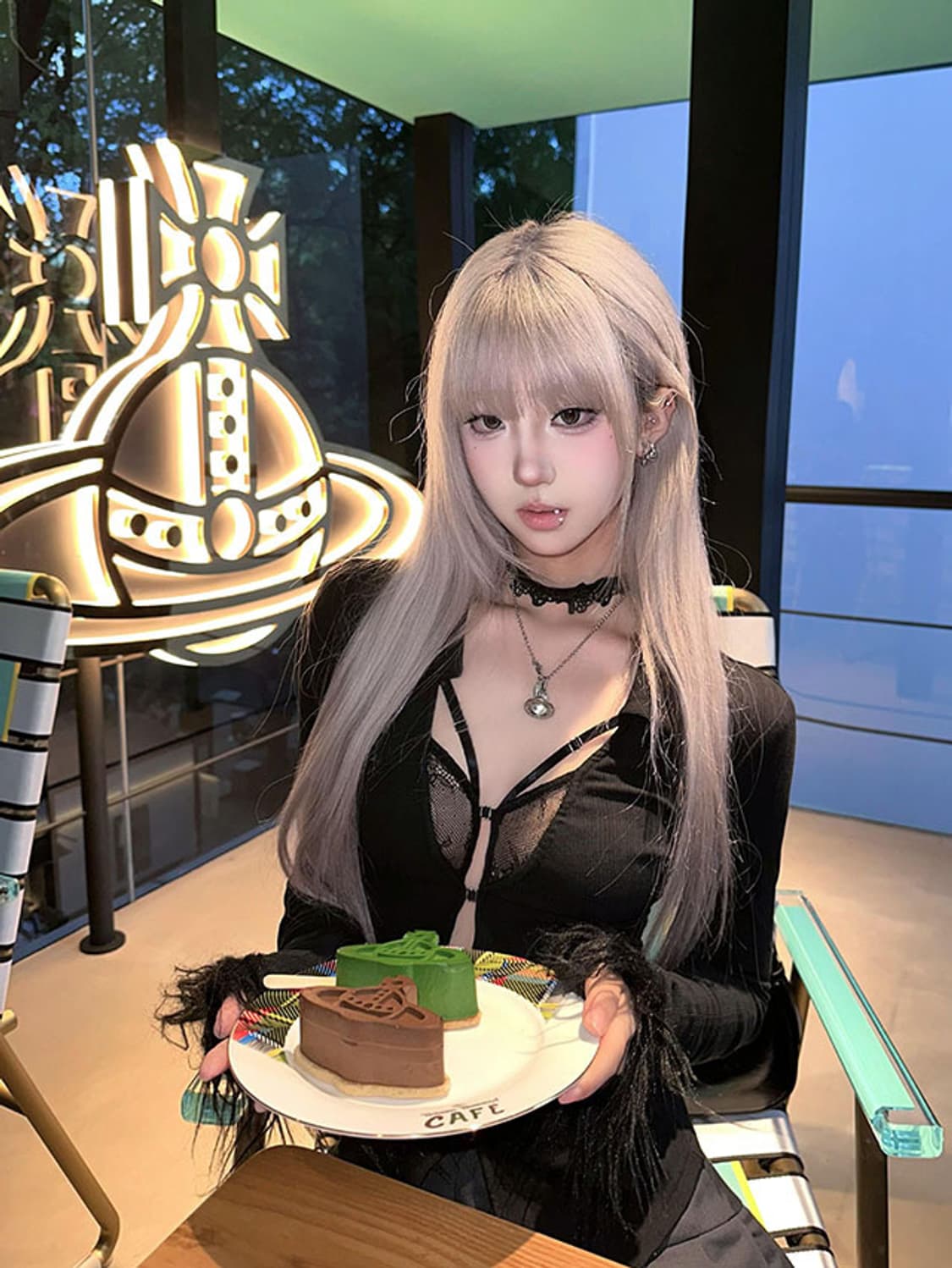 오네갸루 블랙 레이스 컷아웃 슬림 가디건 탑 상품이미지2