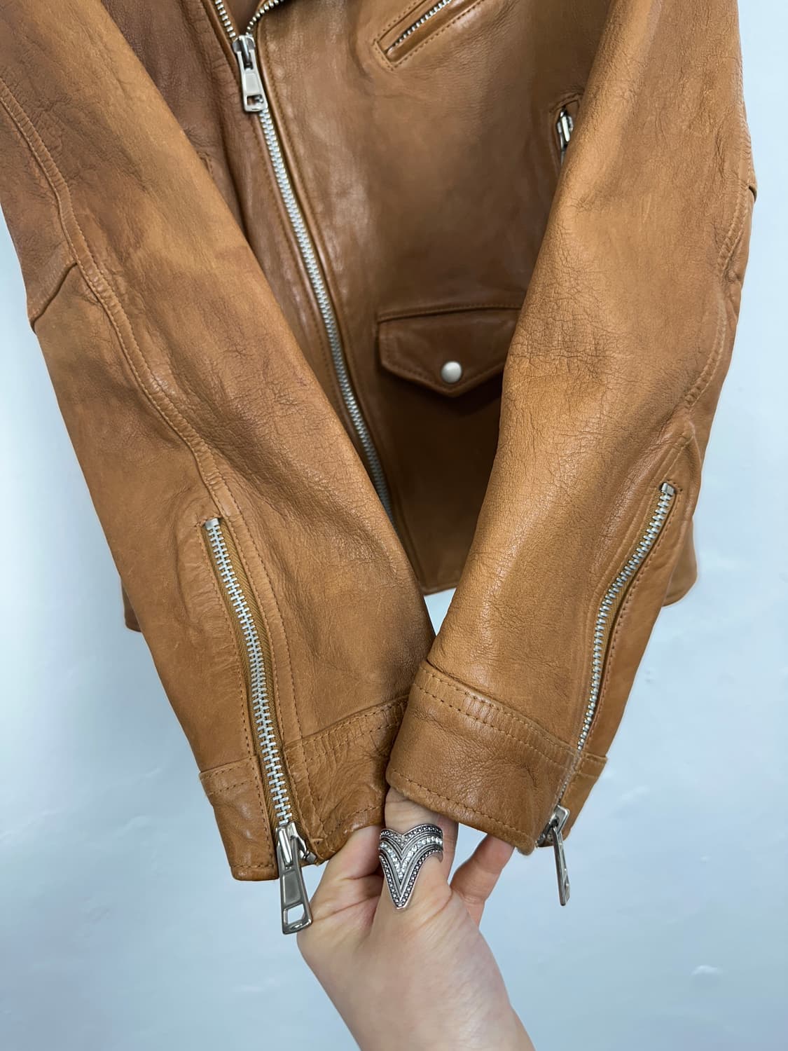 Multi-Zip Detail Lambskin Leather Jacket 상품이미지3