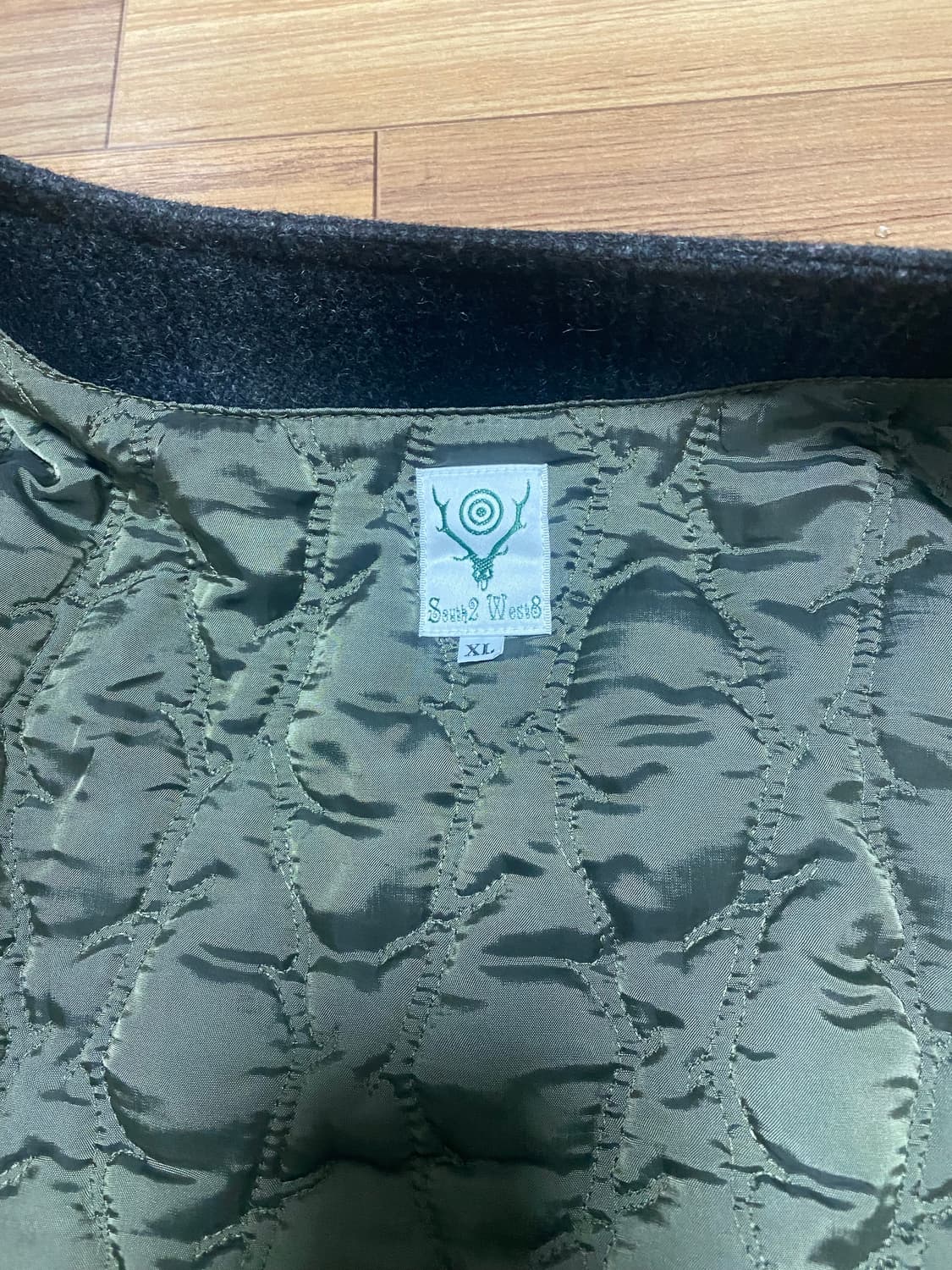 South2 West8의 독특한 디자인이 돋보이는 모직 자켓  상품이미지6