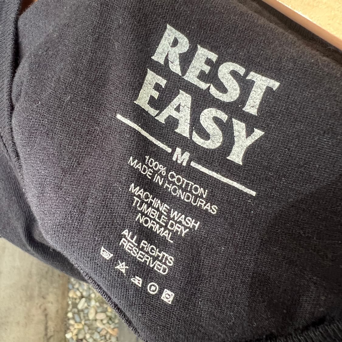 REST EASY 스컬 로즈 반팔티 상품이미지4