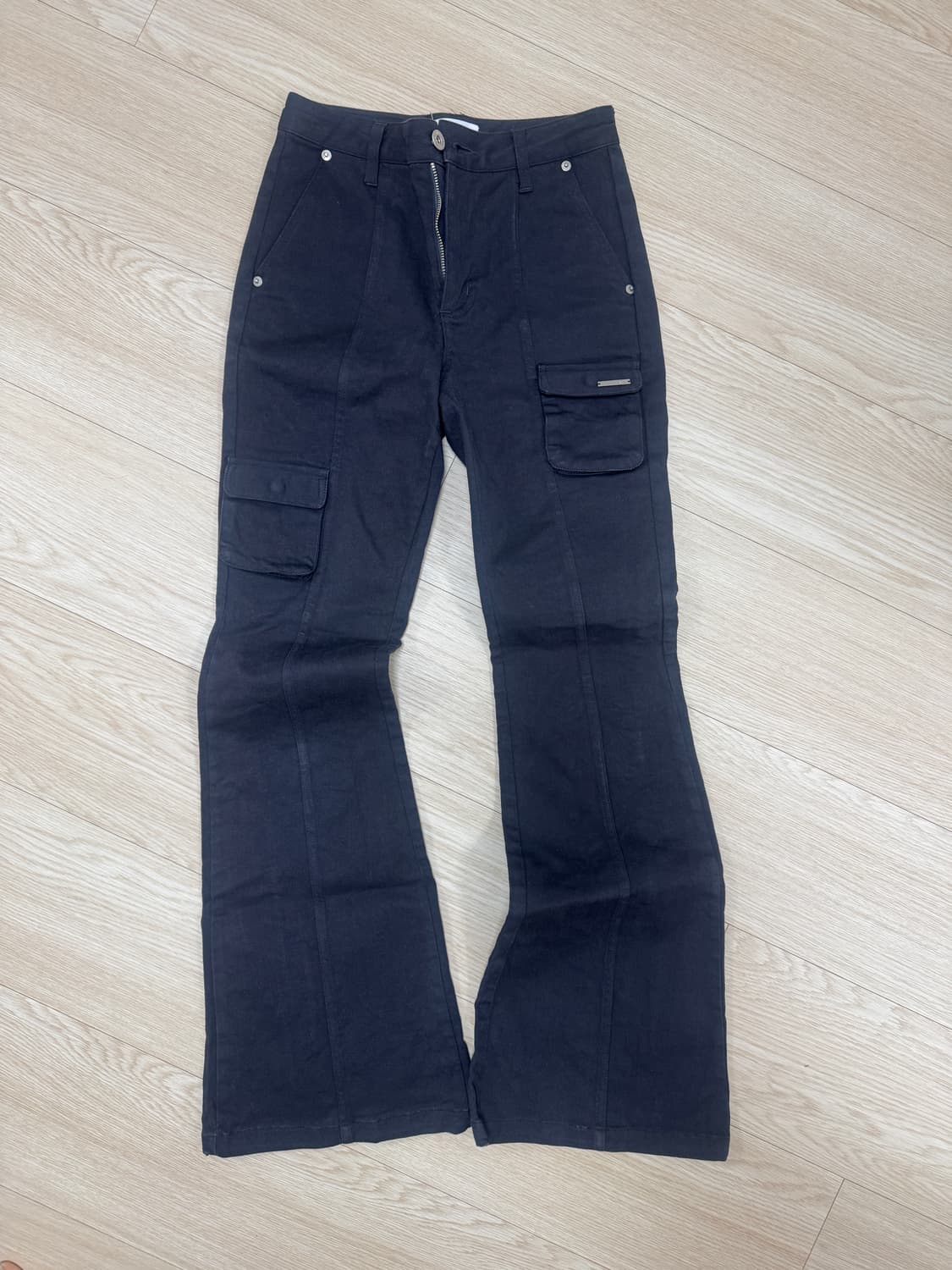 Line pocket cargo pants CHARCOAL 상품이미지2