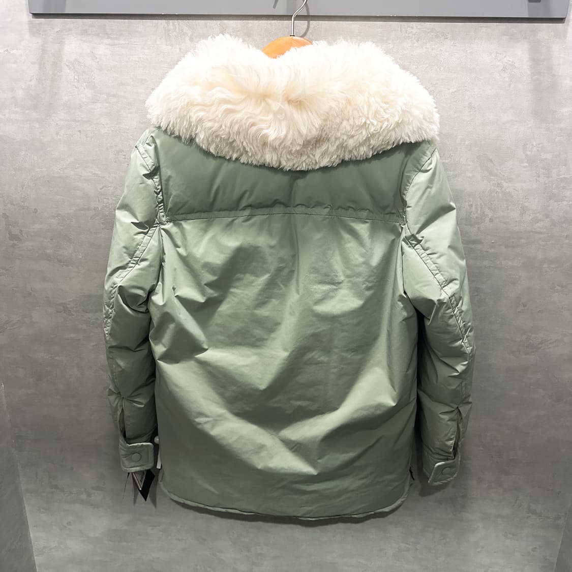 이브살로몬 여성 양털카라 덕다운 패딩 점퍼 자켓 70% 상품이미지4