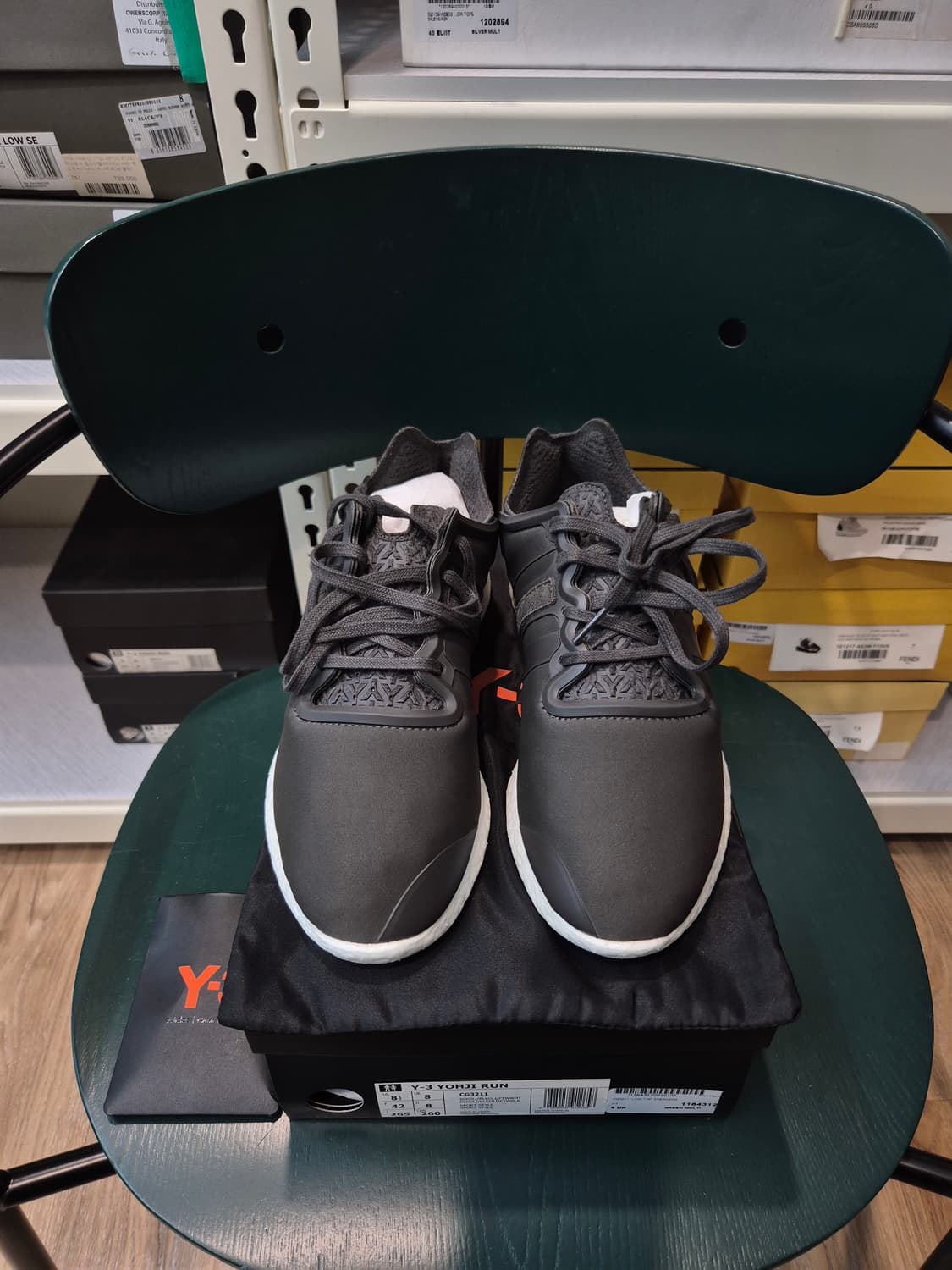 Y-3 요지런 블랙 스니커즈 상품이미지2