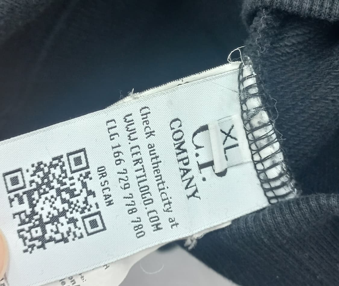 CP 컴퍼니 블랙 맨투맨 XL (남 105) 상품이미지4