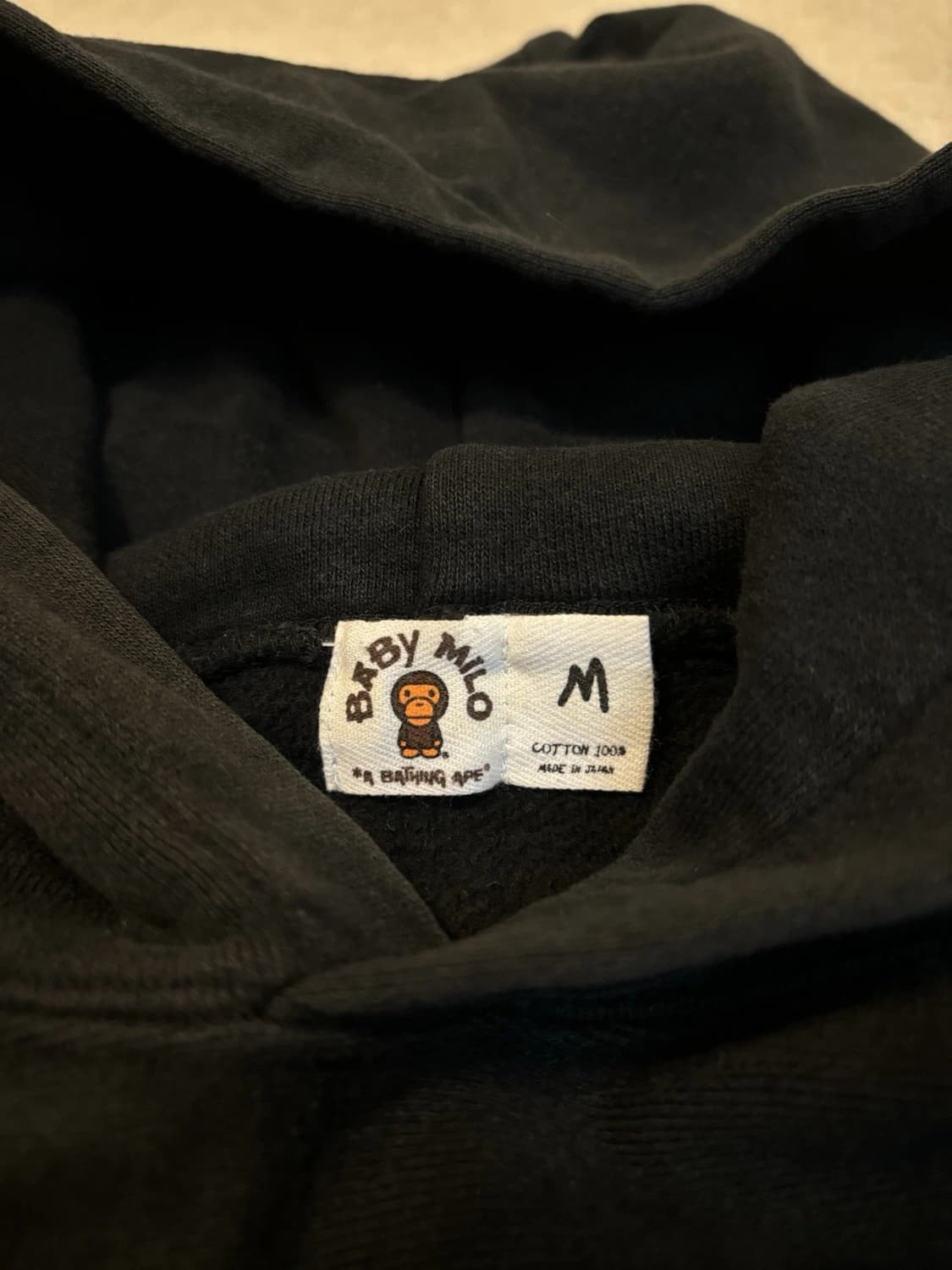 OG 베이프 x 카우스 베이비 마일로 후드티 블랙 상품이미지3