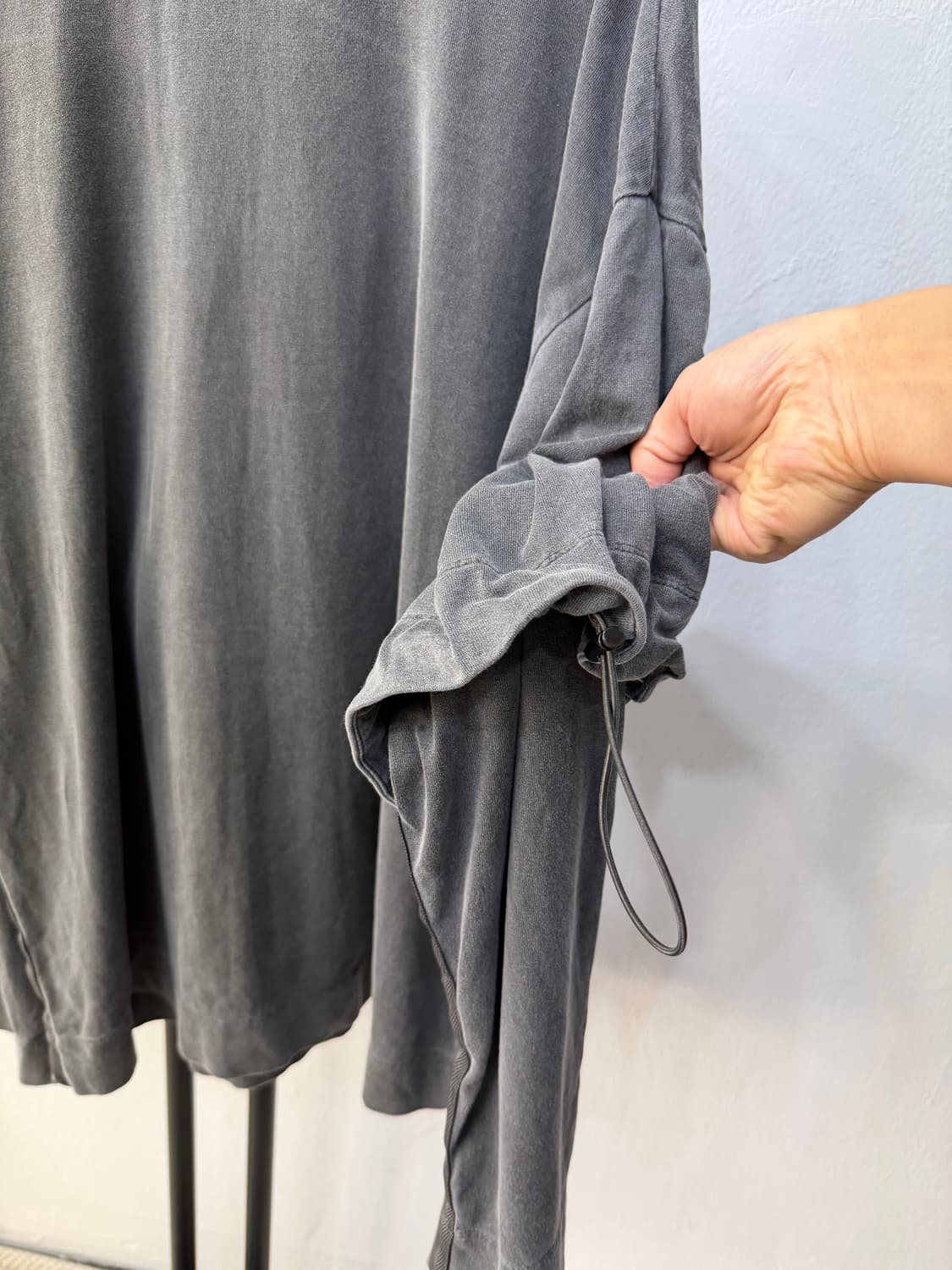 정품) 준지 20ss 남성 오버핏 레이어드 스트링 티셔츠 M 상품이미지3