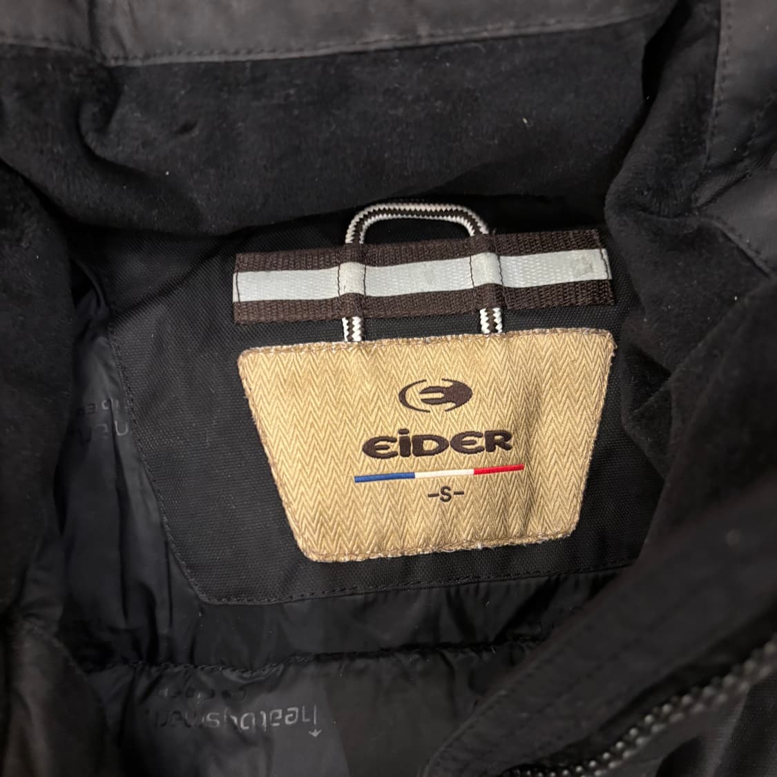 아이더 700 퍼 다운 블랙 패딩 상품이미지3