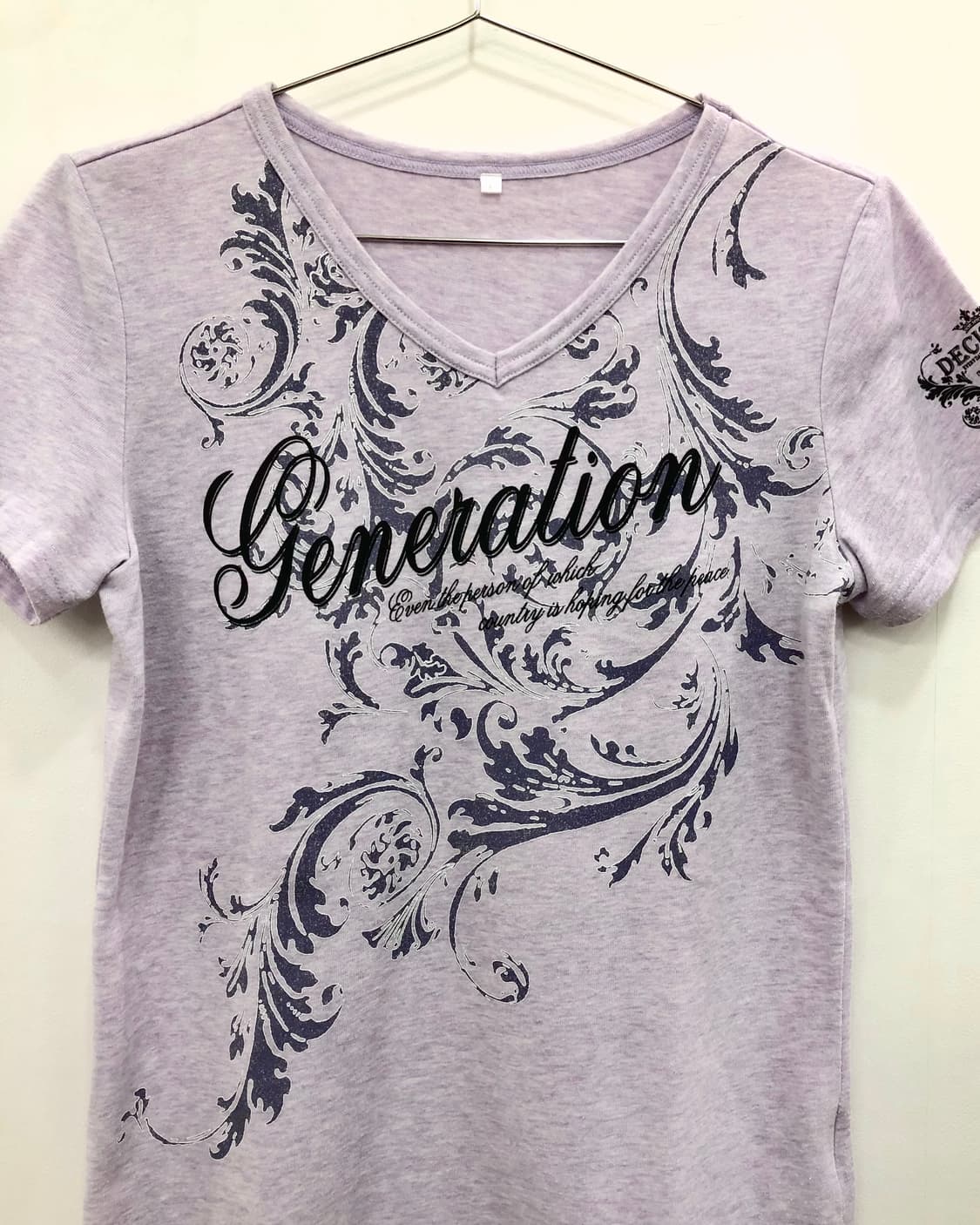 lavender y2k scroll pattern half tee  상품이미지4