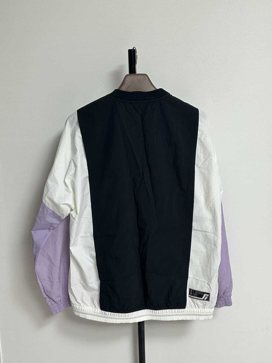 질스튜어트 스포츠(JILLSTUART SPORT) 바람막이 맨투맨 상품이미지2